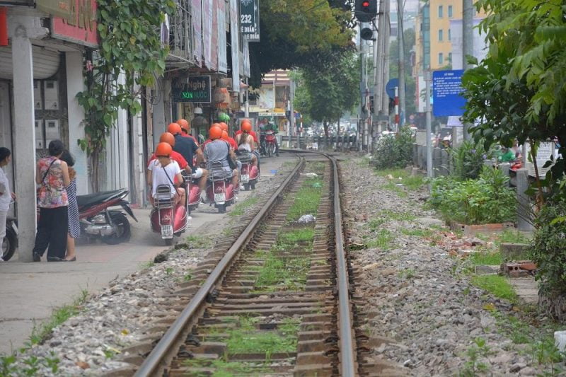 Hanoi Food Tours: Hanoi Food Tours By Vintage Vespa