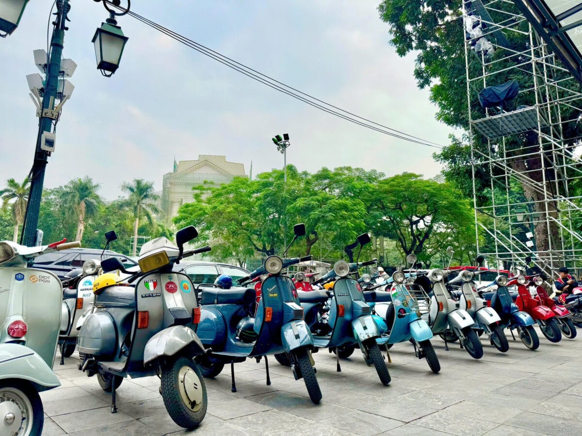 Hanoi Countryside Vespa Tour: Red River Delta & Co Loa Ancient Citadel