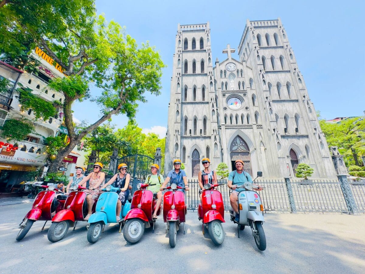 Hanoi Countryside Vespa Tour: Red River Delta & Co Loa Ancient Citadel
