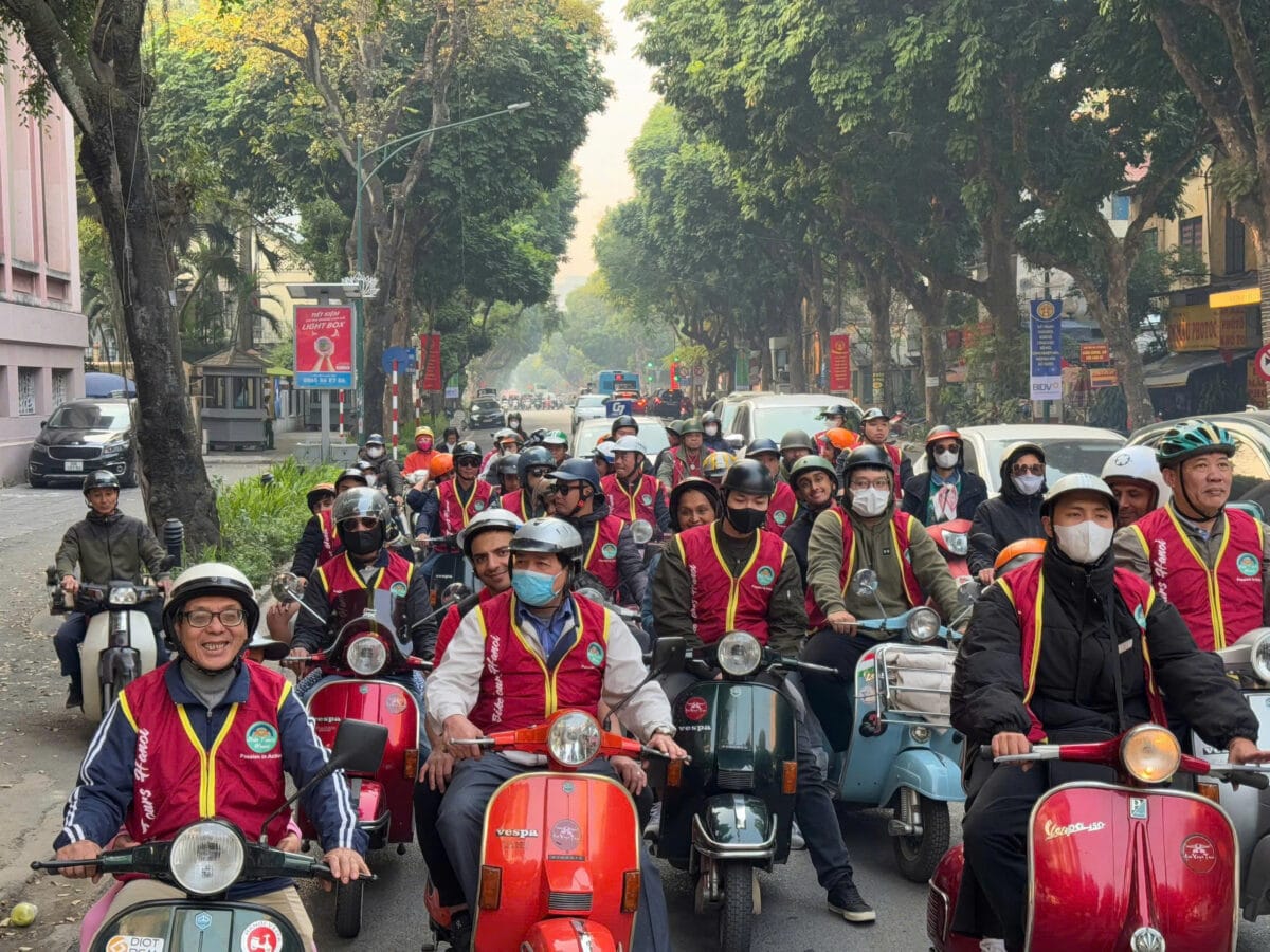 Hanoi Countryside Vespa Tour: Red River Delta & Co Loa Ancient Citadel