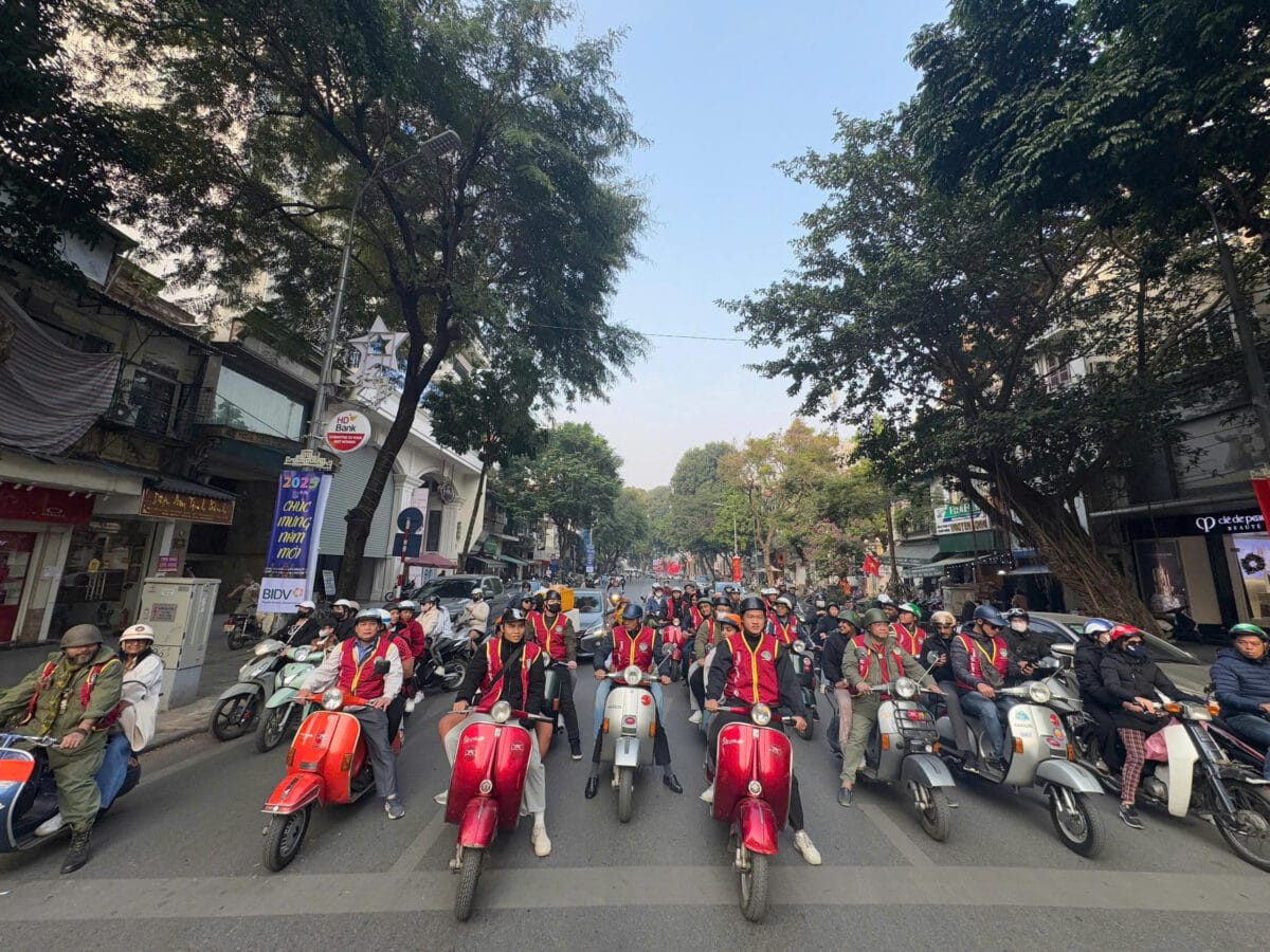 Hanoi Countryside Vespa Tour: Red River Delta & Co Loa Ancient Citadel