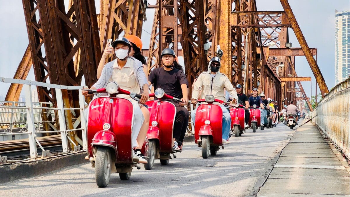 Hanoi Countryside Vespa Tour: Red River Delta & Co Loa Ancient Citadel