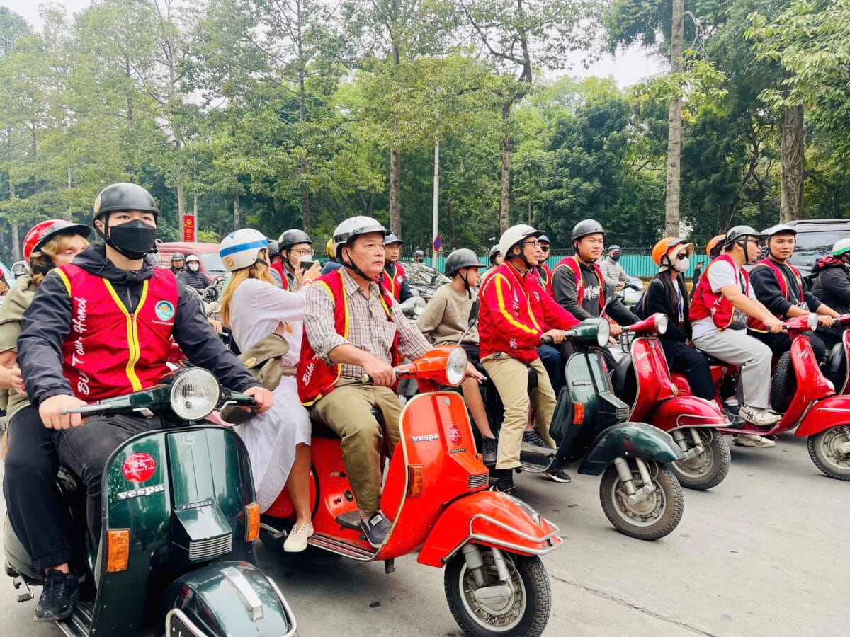 Hanoi Countryside Vespa Tour: Red River Delta & Co Loa Ancient Citadel
