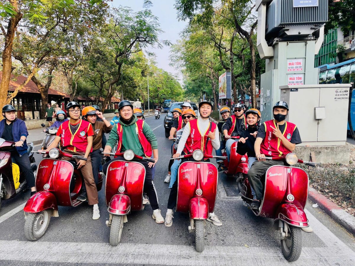 Hanoi Countryside Vespa Tour: Red River Delta & Co Loa Ancient Citadel