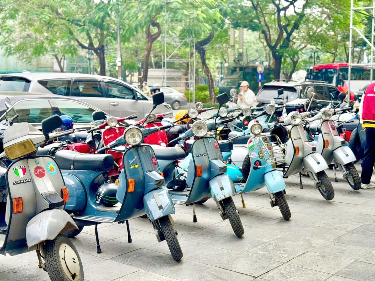 Hanoi Countryside Vespa Tour: Red River Delta & Co Loa Ancient Citadel