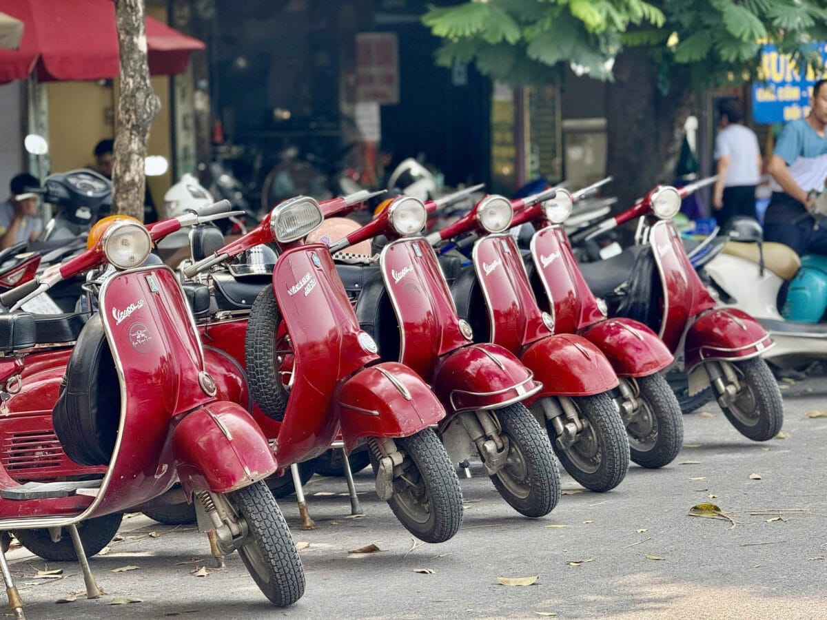 Hanoi Countryside Vespa Tour: Red River Delta & Co Loa Ancient Citadel