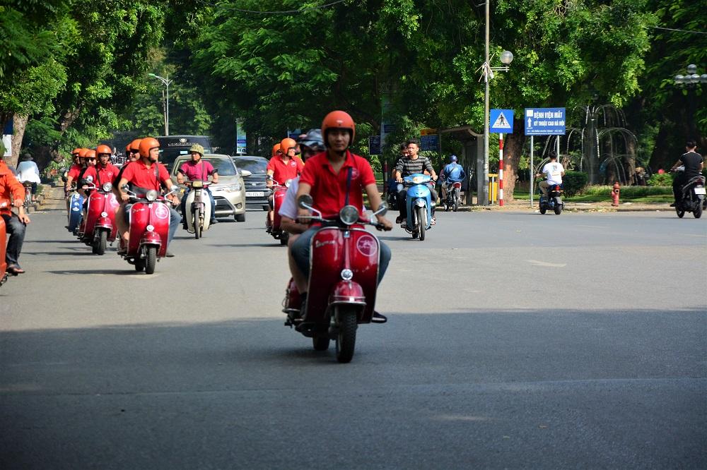 Hanoi Countryside Vespa Tour: Red River Delta & Co Loa Ancient Citadel