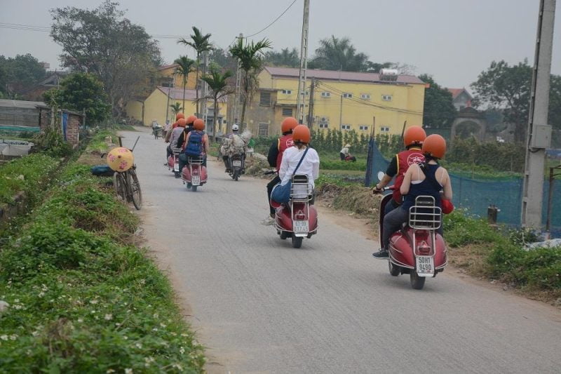 Hanoi Countryside Vespa Tour: Red River Delta & Co Loa Ancient Citadel