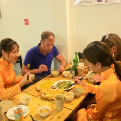 Vietnamese Food Guide: 30 Dishes Every Traveler Should Try